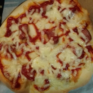 簡単にふわふわのピザができました(^^)